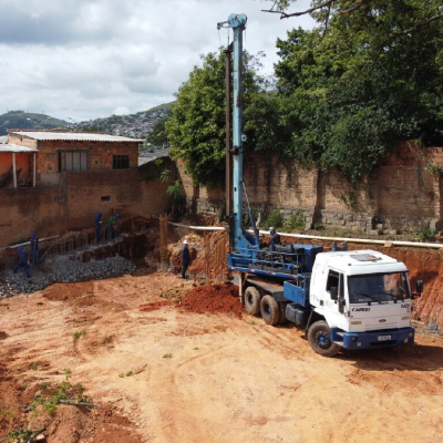 1-escavacao-obra-residencial-ship-fundacoes